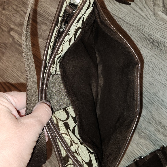 Authentic Coach Crossbody Handbag - Picture 7 of 12